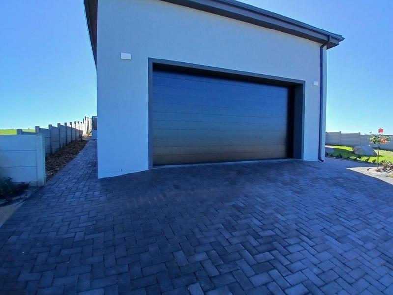 3 Bedroom Property for Sale in Stilbaai Wes Western Cape